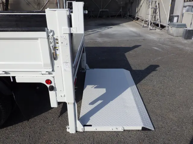 トヨタ トヨエース ＴＫＧ-ＸＺＵ605(2WD)の写真25