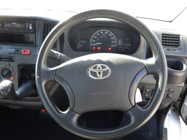 トヨタ タウンエーストラック 5BF-S403U(2WD)の写真17