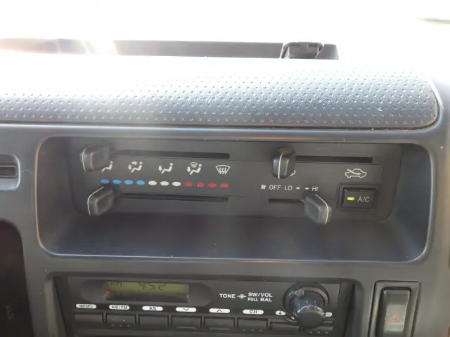トヨタ ダイナ ABF-TRY230(2WD)の写真11