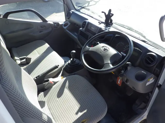 トヨタ トヨエース ＡＢＦ-ＴＲＹ230(2WD)の写真6