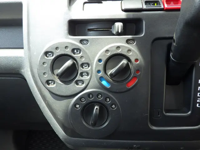マツダ ボンゴトラック 5ＢＦ-Ｓ403Ｆ(2WD)の写真12