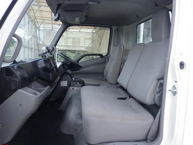 トヨタ ダイナ TKG-XZU710(2WD)の写真8