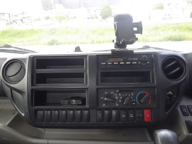 トヨタ ダイナ TKG-XZU710(2WD)の写真9