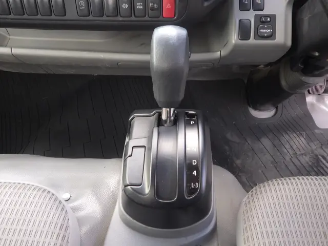 トヨタ ダイナ TKG-XZU710(2WD)の写真16