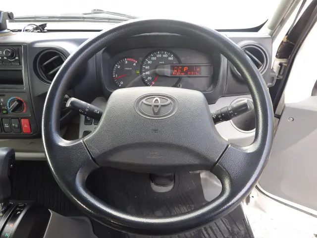 トヨタ ダイナ TKG-XZU710(2WD)の写真19