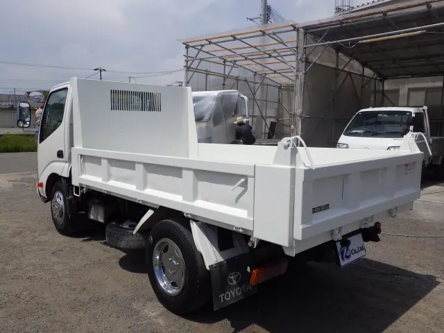 トヨタ ダイナ 2ＲＧ-ＸＺＵ600Ｄ(2WD)の写真2