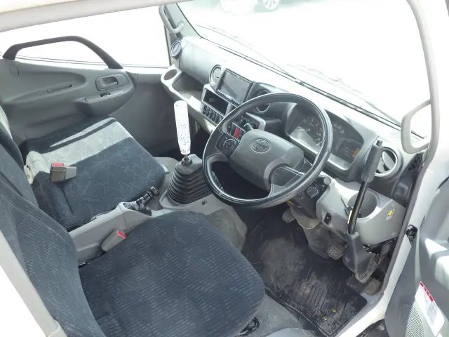 トヨタ ダイナ 2ＲＧ-ＸＺＵ600Ｄ(2WD)の写真6
