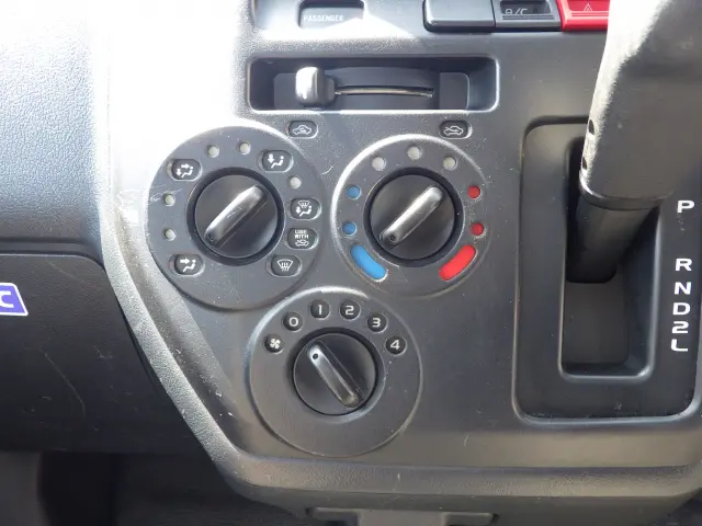 トヨタ ライトエーストラック DBF-S402U(2WD)の写真12
