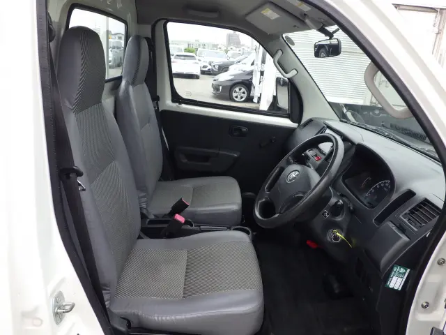 トヨタ タウンエーストラック DBF-S402U(2WD)の写真7