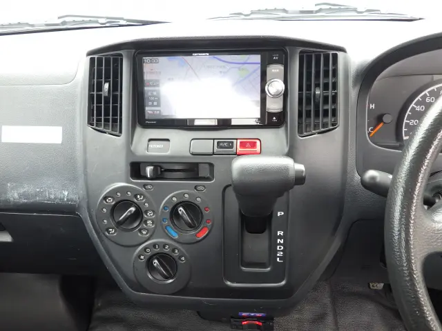 トヨタ タウンエーストラック DBF-S402U(2WD)の写真9