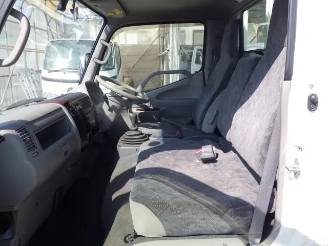 トヨタ ダイナ ABF-TRY220(2WD)の写真8