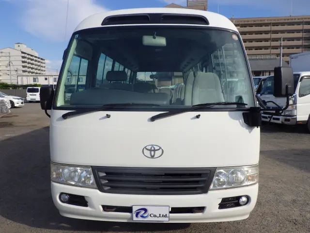 トヨタ コースター BDG-XZB50(2WD)の写真4