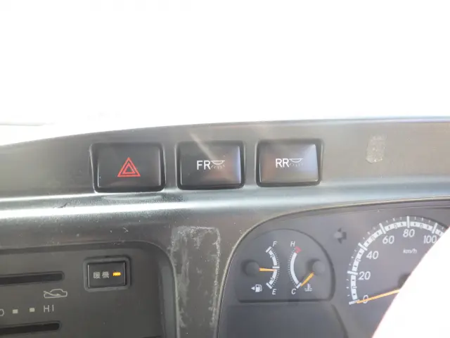 トヨタ コースター BDG-XZB50(2WD)の写真12