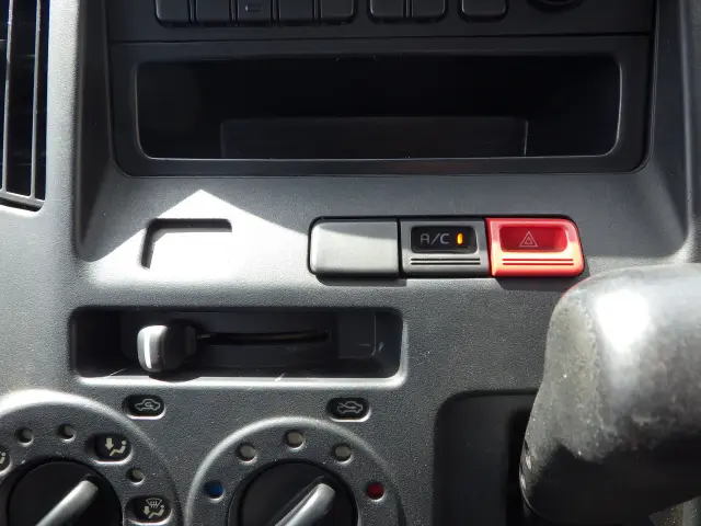 トヨタ タウンエーストラック ABF-S402U(2WD)の写真11
