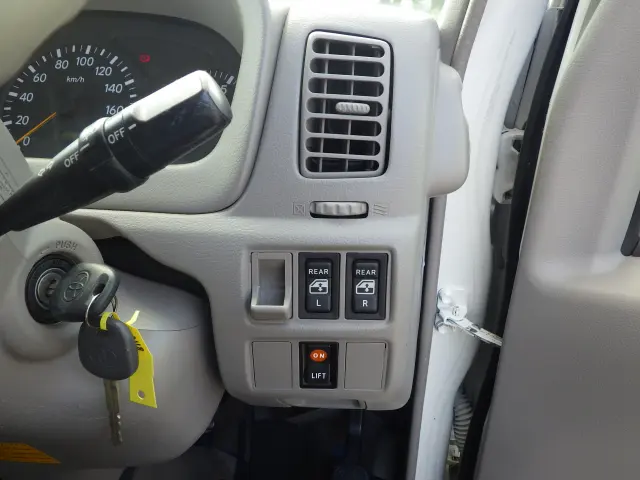 トヨタ ダイナ ABF-TRY230(2WD)の写真16