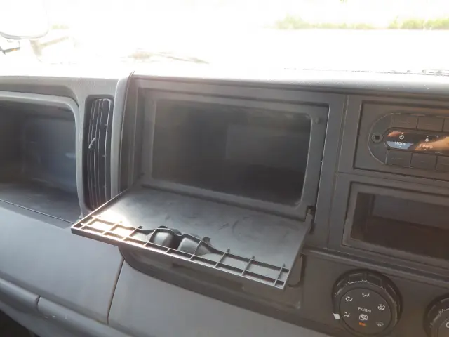 三菱 キャンター TKG-FBA20(2WD)の写真12