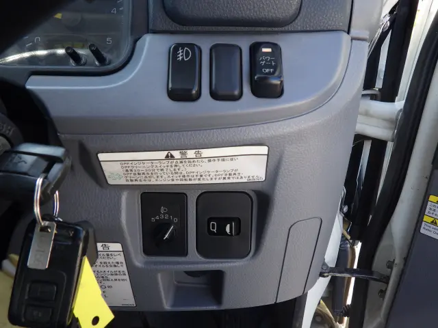 三菱 キャンター TKG-FBA20(2WD)の写真14