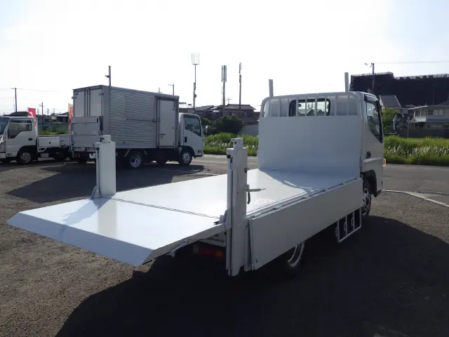三菱 キャンター TKG-FBA20(2WD)の写真23