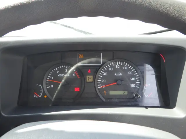 いすゞ エルフ TRG-NLR85AN(2WD)の写真19