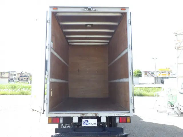 いすゞ エルフ TRG-NLR85AN(2WD)の写真22