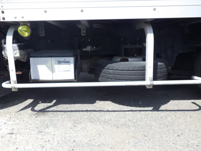 いすゞ エルフ TRG-NLR85AN(2WD)の写真32