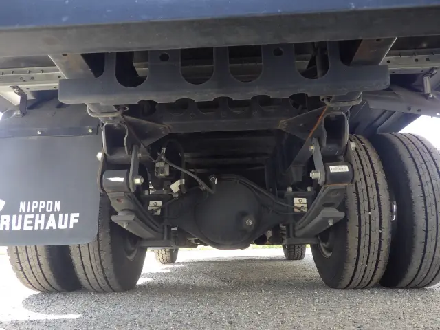 いすゞ エルフ TRG-NLR85AN(2WD)の写真34