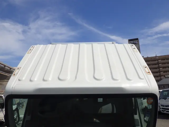 いすゞ エルフ TRG-NLR85AN(2WD)の写真38