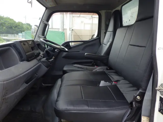 三菱 キャンター TKG-FBA60(2WD)の写真8