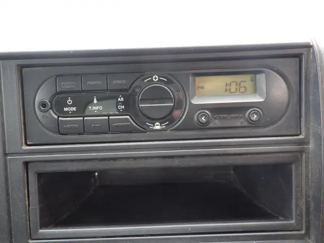 三菱 キャンター TKG-FBA60(2WD)の写真10