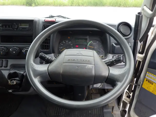 三菱 キャンター TKG-FBA60(2WD)の写真17