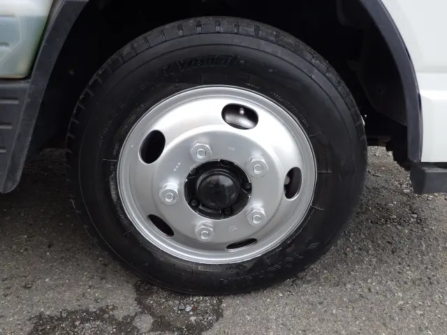 三菱 キャンター TKG-FBA60(2WD)の写真39
