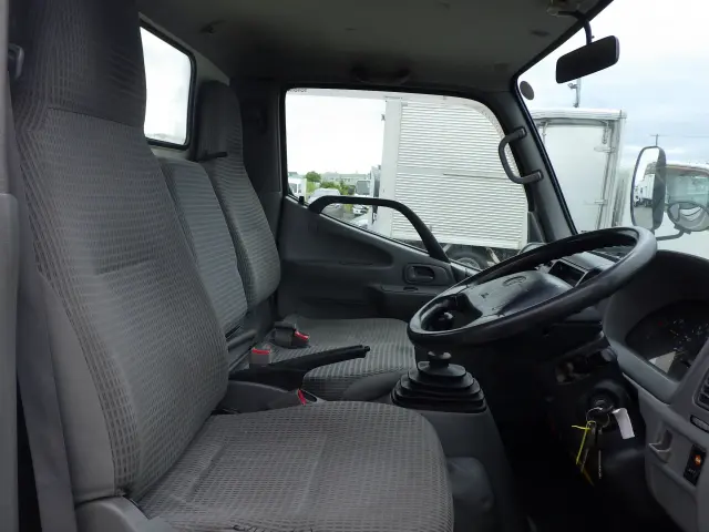 トヨタ ダイナ ABF-TRY230(2WD)の写真7