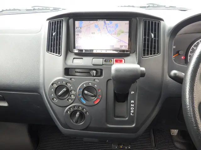 トヨタ ライトエーストラック DBF-S402U(2WD)の写真9