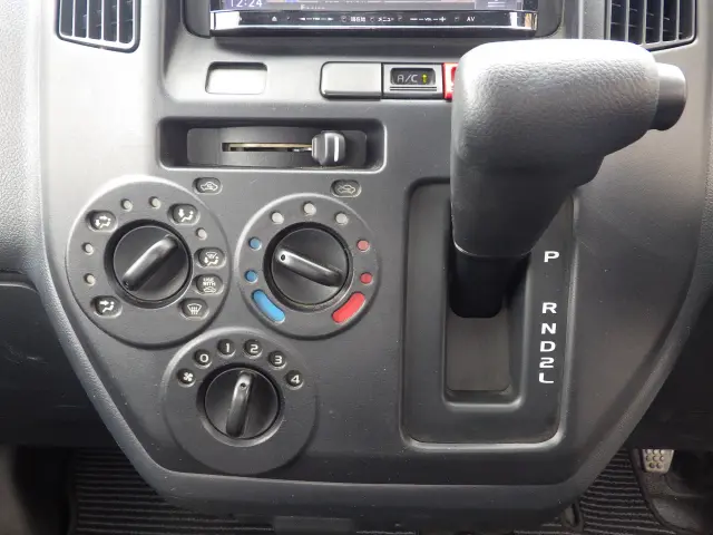 トヨタ ライトエーストラック DBF-S402U(2WD)の写真12