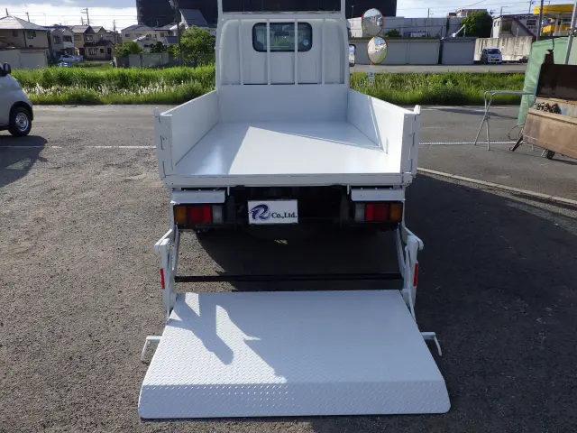 いすゞ エルフ TRG-NJR85A(2WD)の写真31