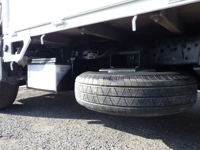 いすゞ エルフ TRG-NJR85A(2WD)の写真41