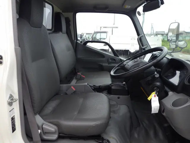 トヨタ ダイナ 2RG-XZU605(2WD)の写真8