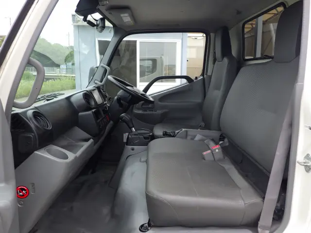 トヨタ ダイナ 2RG-XZU605(2WD)の写真9