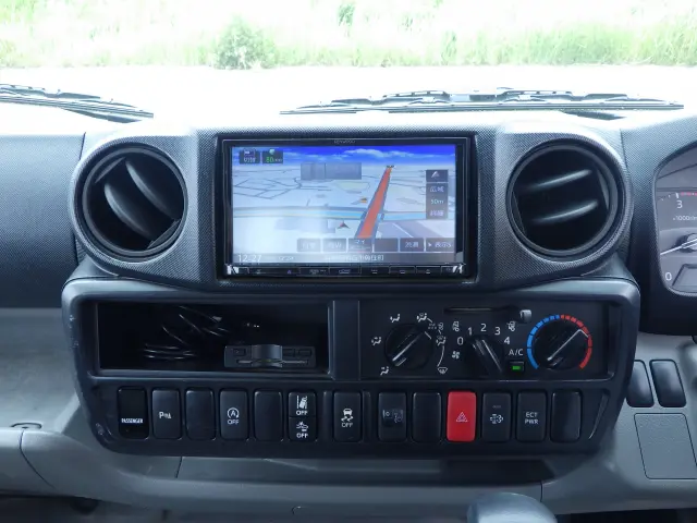 トヨタ ダイナ 2RG-XZU605(2WD)の写真10