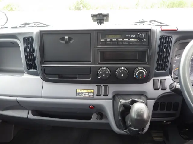 三菱 キャンター TKG-FEA50(2WD)の写真9