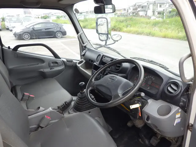 日野 デュトロ TKG-XZC600M(2WD)の写真7