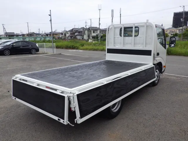日野 デュトロ TKG-XZC600M(2WD)の写真24