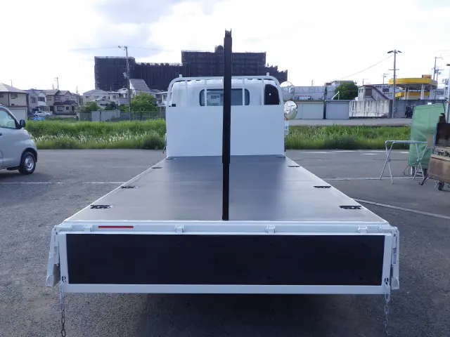 いすゞ エルフ TRG-NPR85AR(2WD)の写真23
