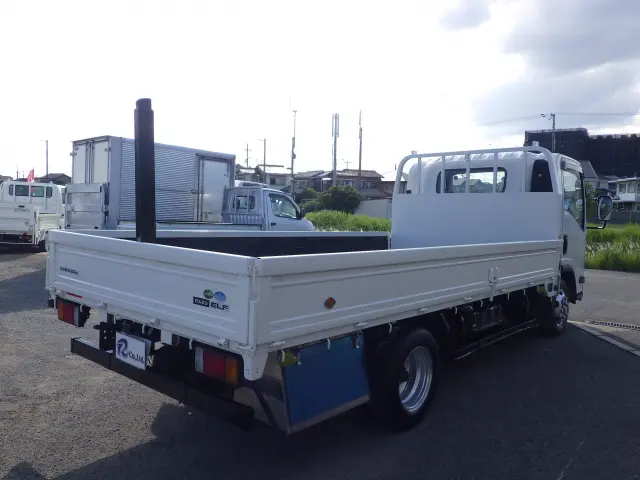 いすゞ エルフ TRG-NPR85AR(2WD)の写真27