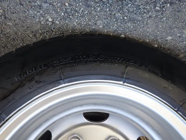 いすゞ エルフ TRG-NPR85AR(2WD)の写真31
