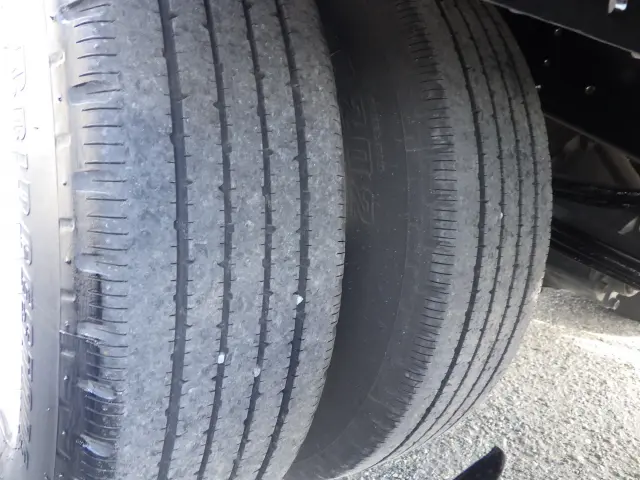 いすゞ エルフ TRG-NPR85AR(2WD)の写真32
