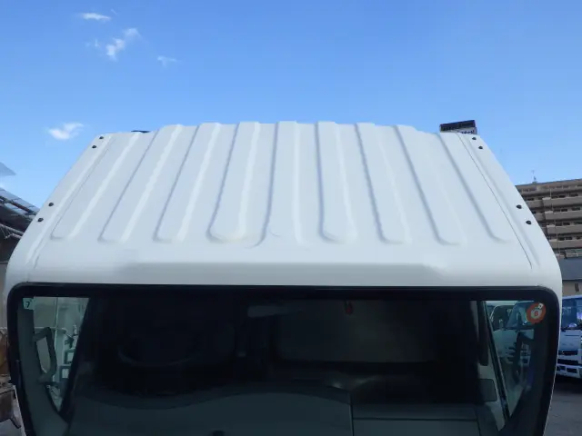 いすゞ エルフ TRG-NPR85AR(2WD)の写真40