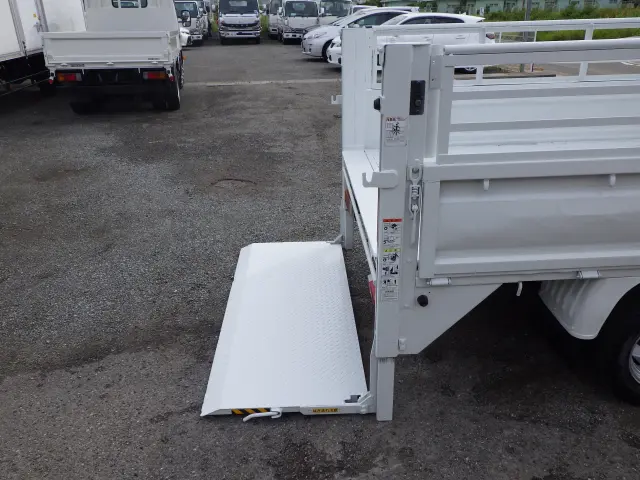 マツダ ボンゴトラック ABF-SKP2T(2WD)の写真24