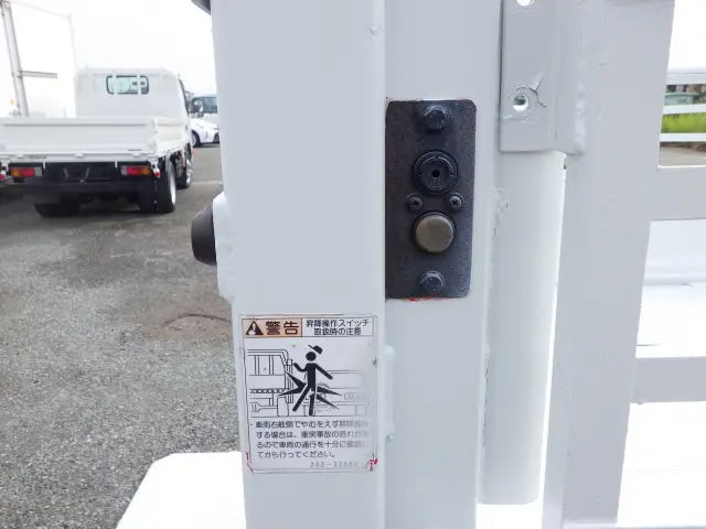 マツダ ボンゴトラック ABF-SKP2T(2WD)の写真26