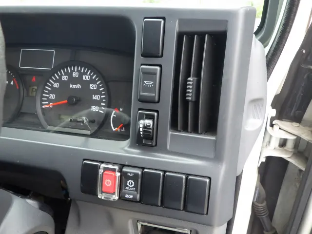 いすゞ エルフ ＴＰＧ-ＮＨＲ85ＡＮ(2WD)の写真16